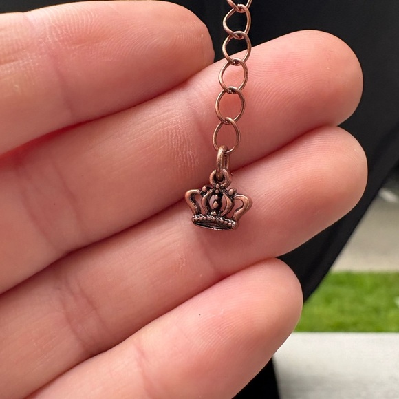 Fall Inspired Brass Colored Floral Statement Necklace - Picture 4 of 4